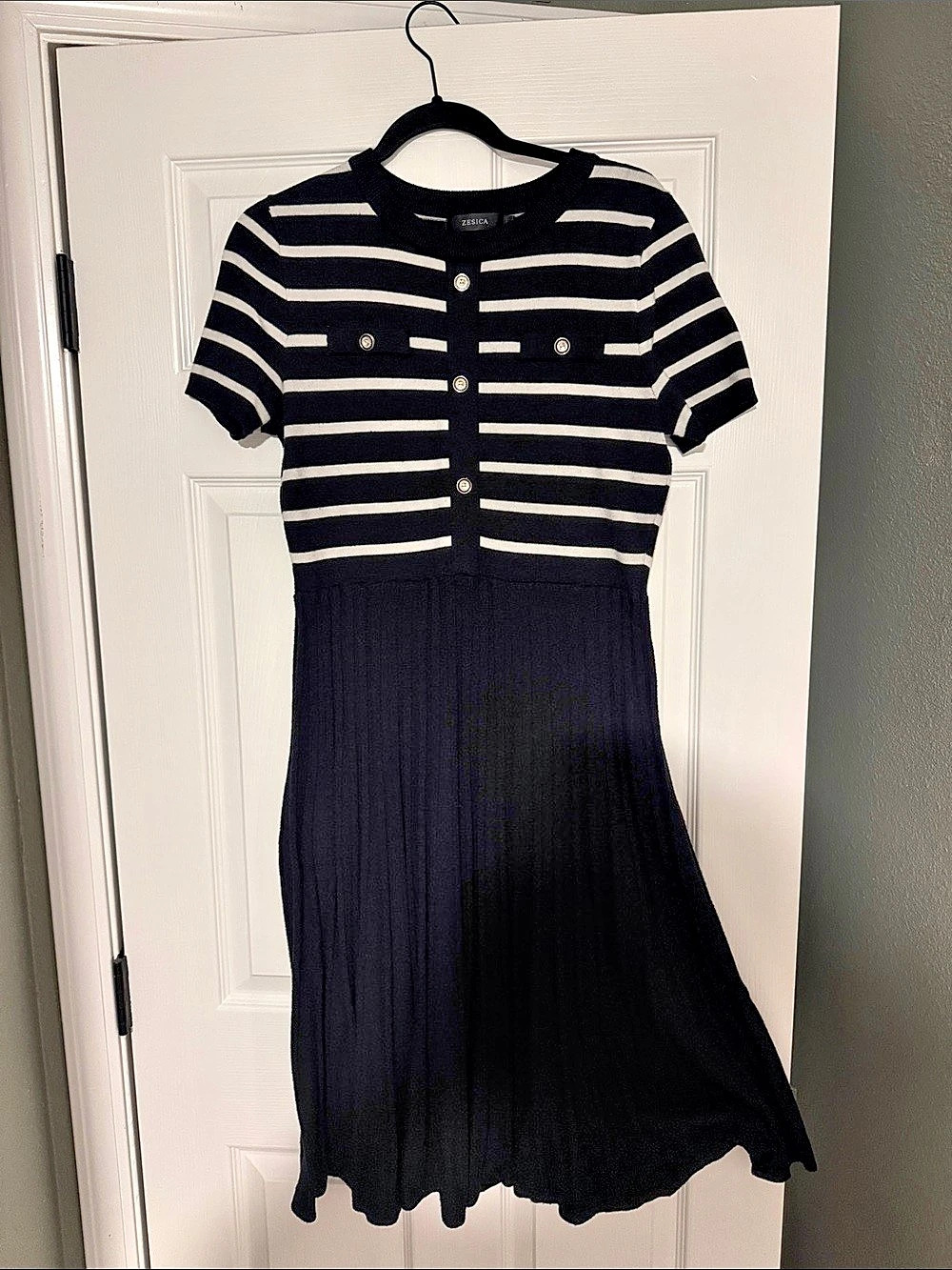 ZESICA Short Sleeve Button Ribbed Knit Striped Pleated Midi Dress Black &